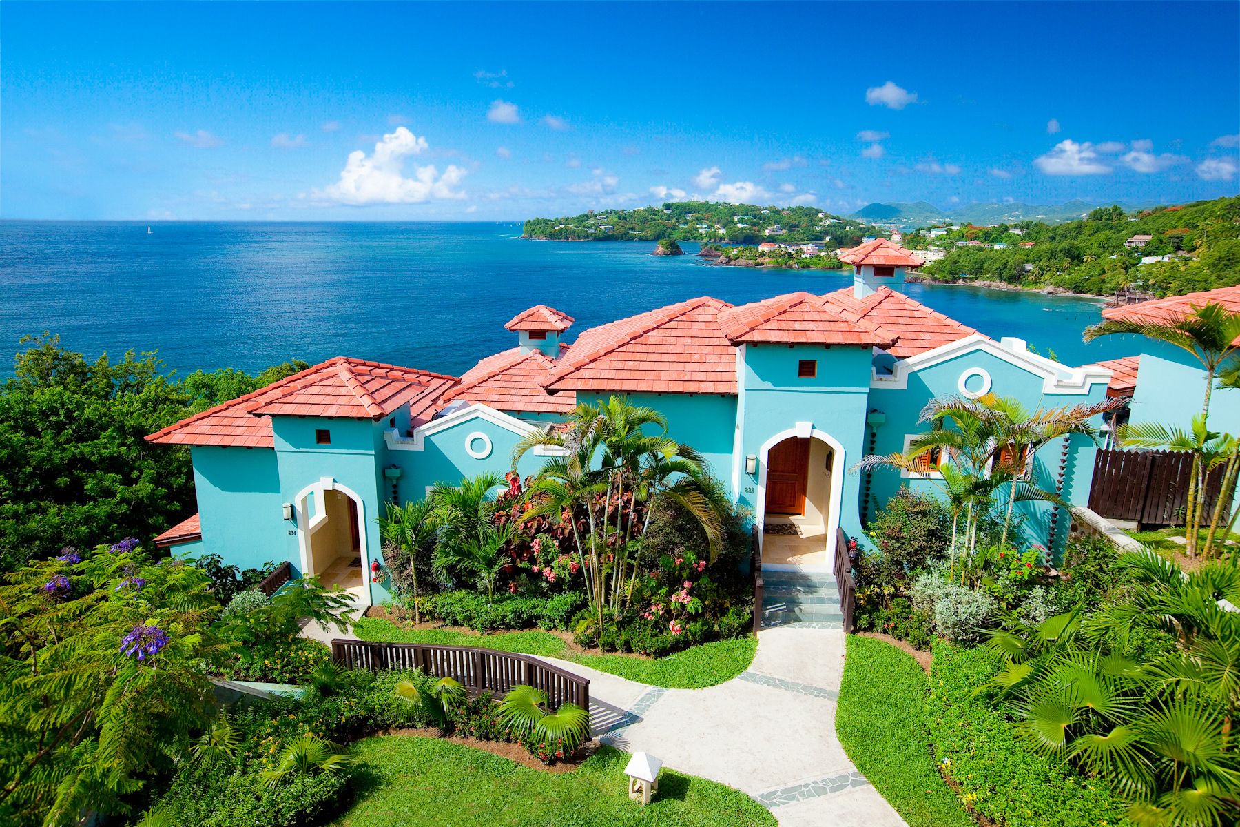 9 Luxurious AllInclusive Resorts With Villas SANDALS