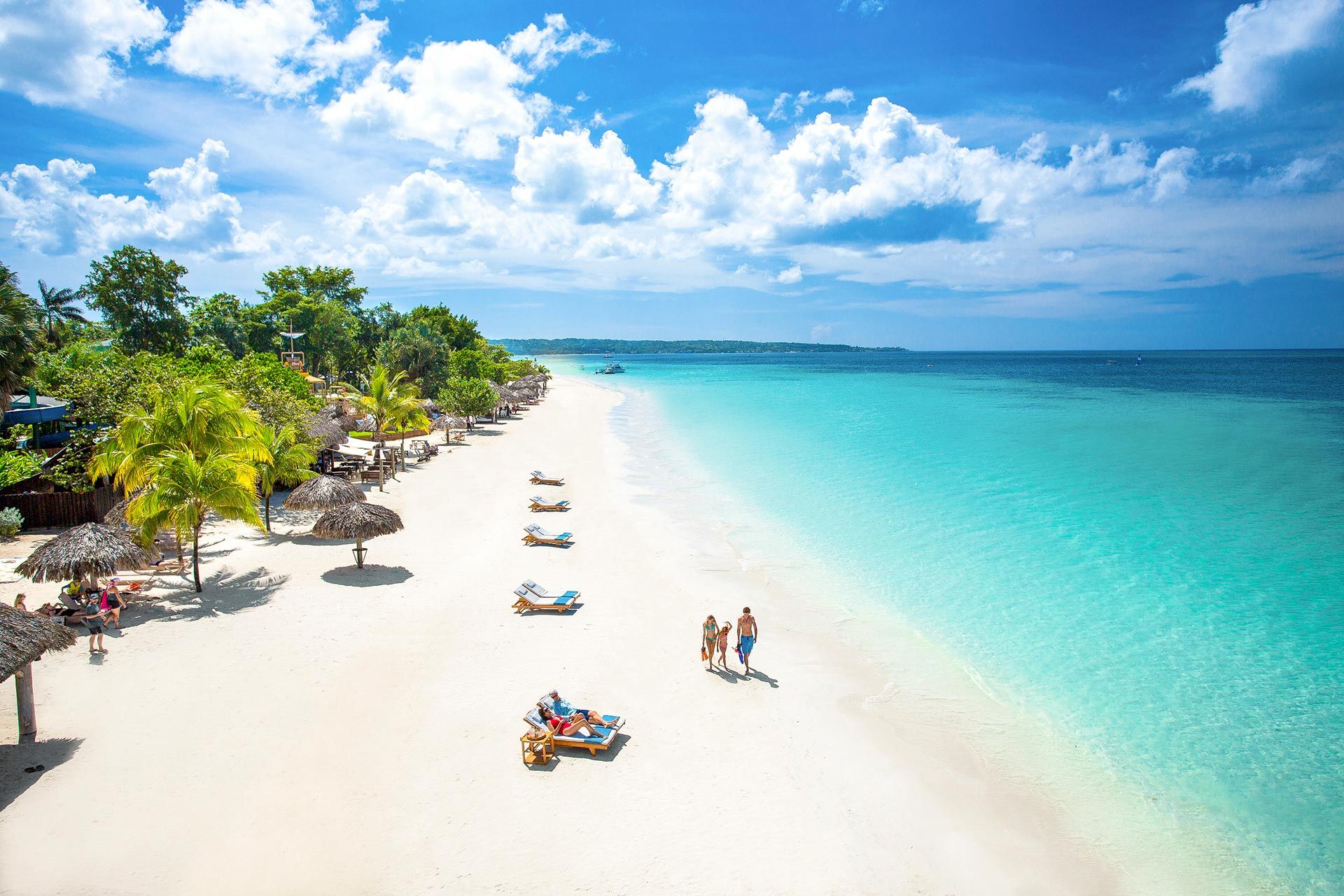 The Best Romantic Island Getaways For Couples