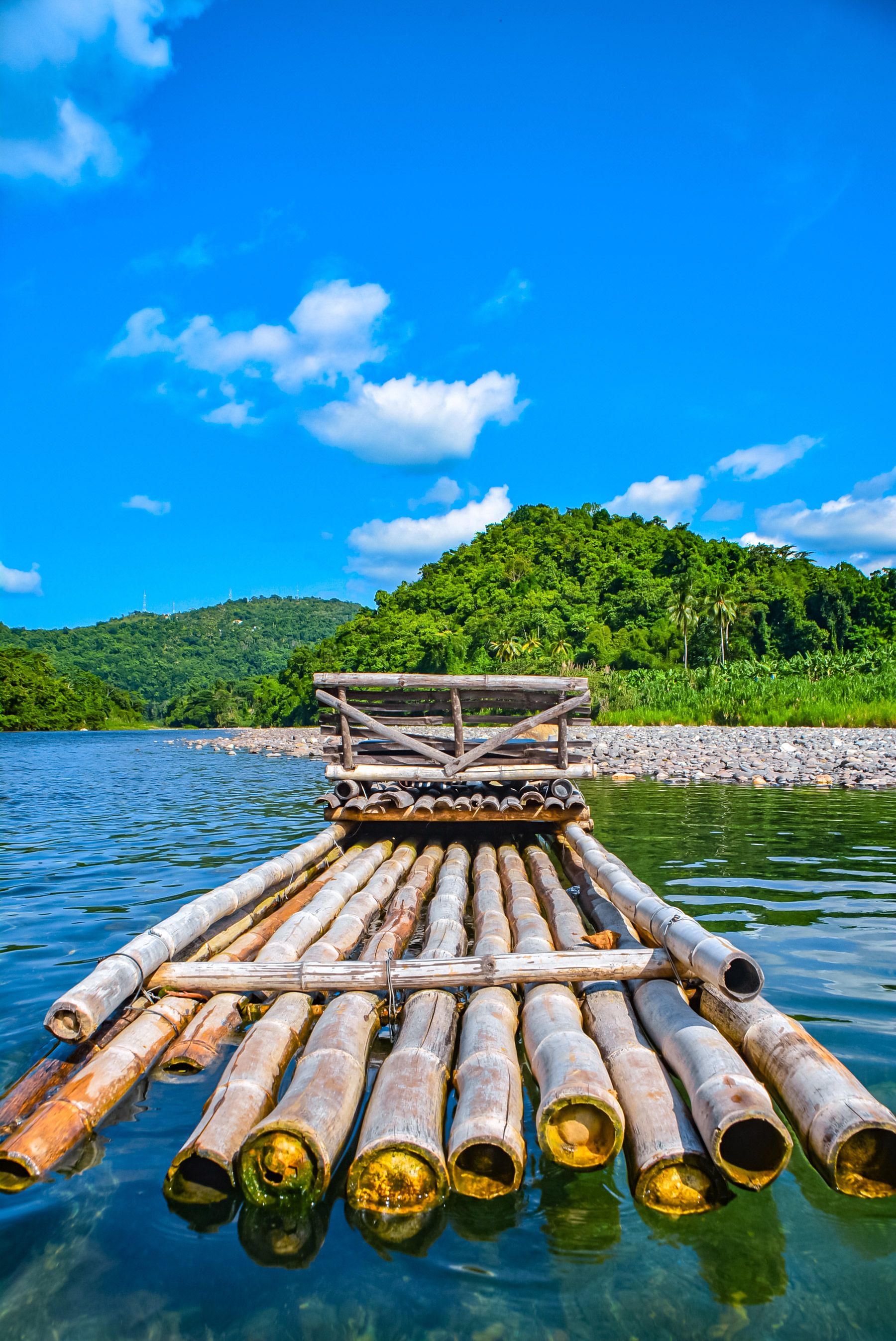 21--Bamboo-raft-on-Rio-Grande-River-in-Portland-Jamaica