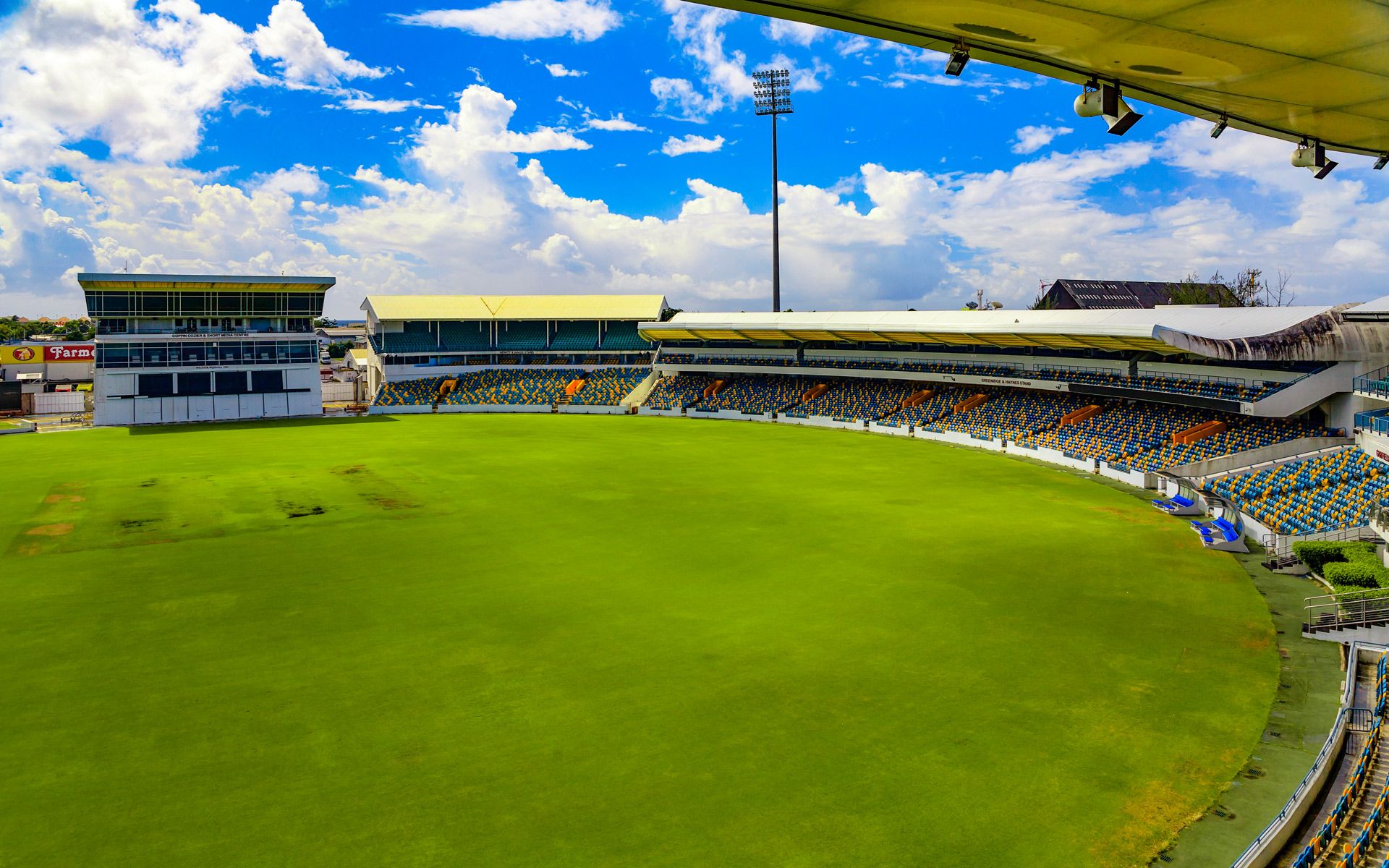 things-to-do-in-barbads-kingtston-oval