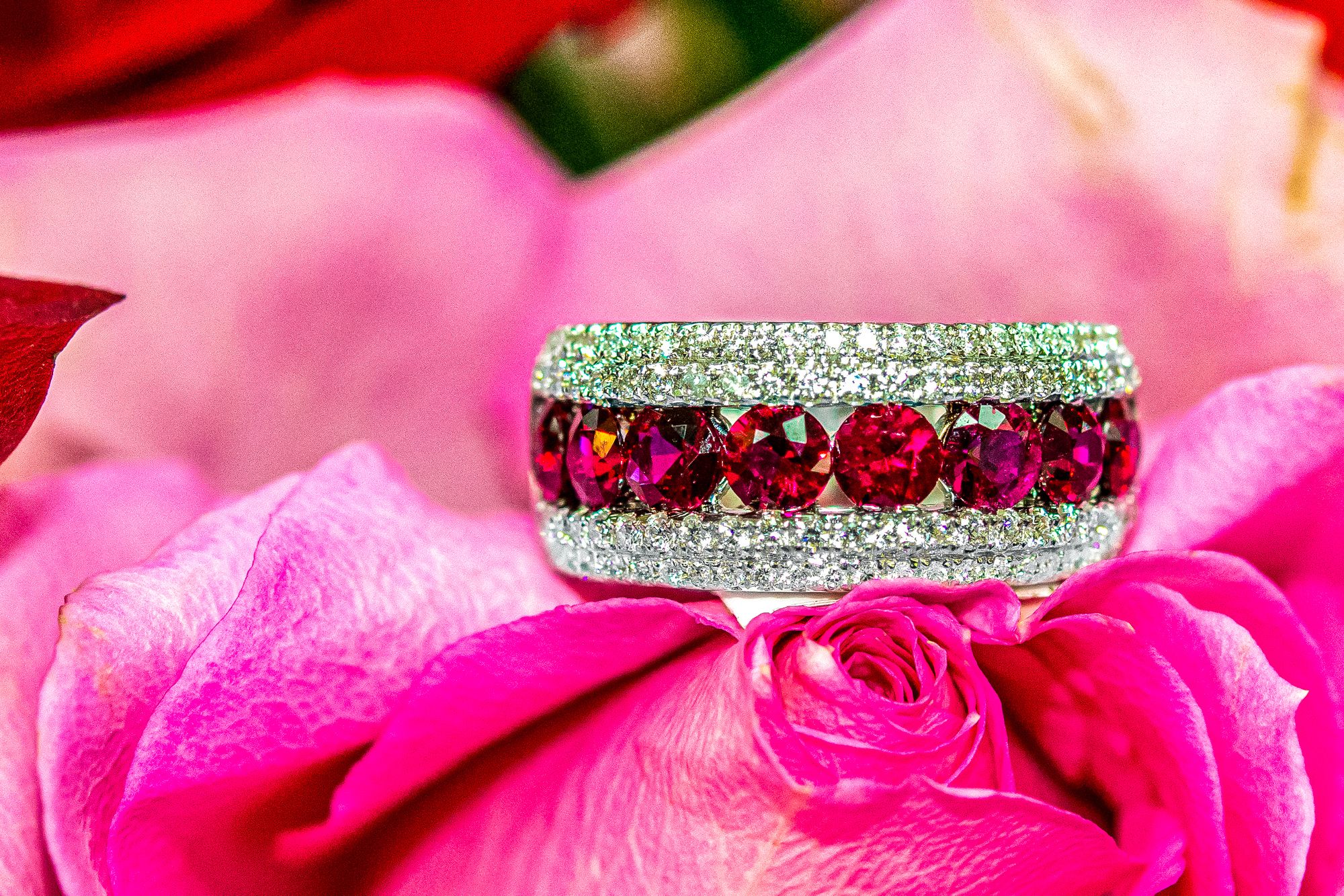 7-Anniversary-Gift-Ideas-Ruby-Gemstone