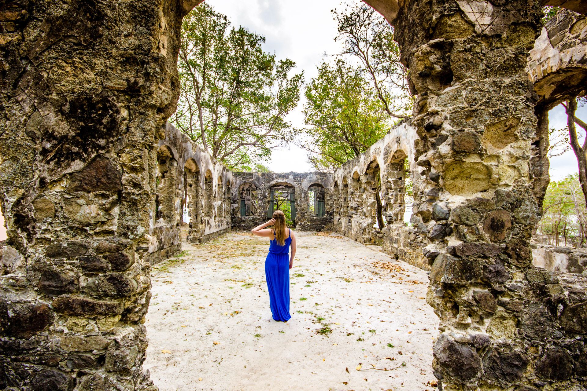 woman-at-pigeon-island-ruins------7