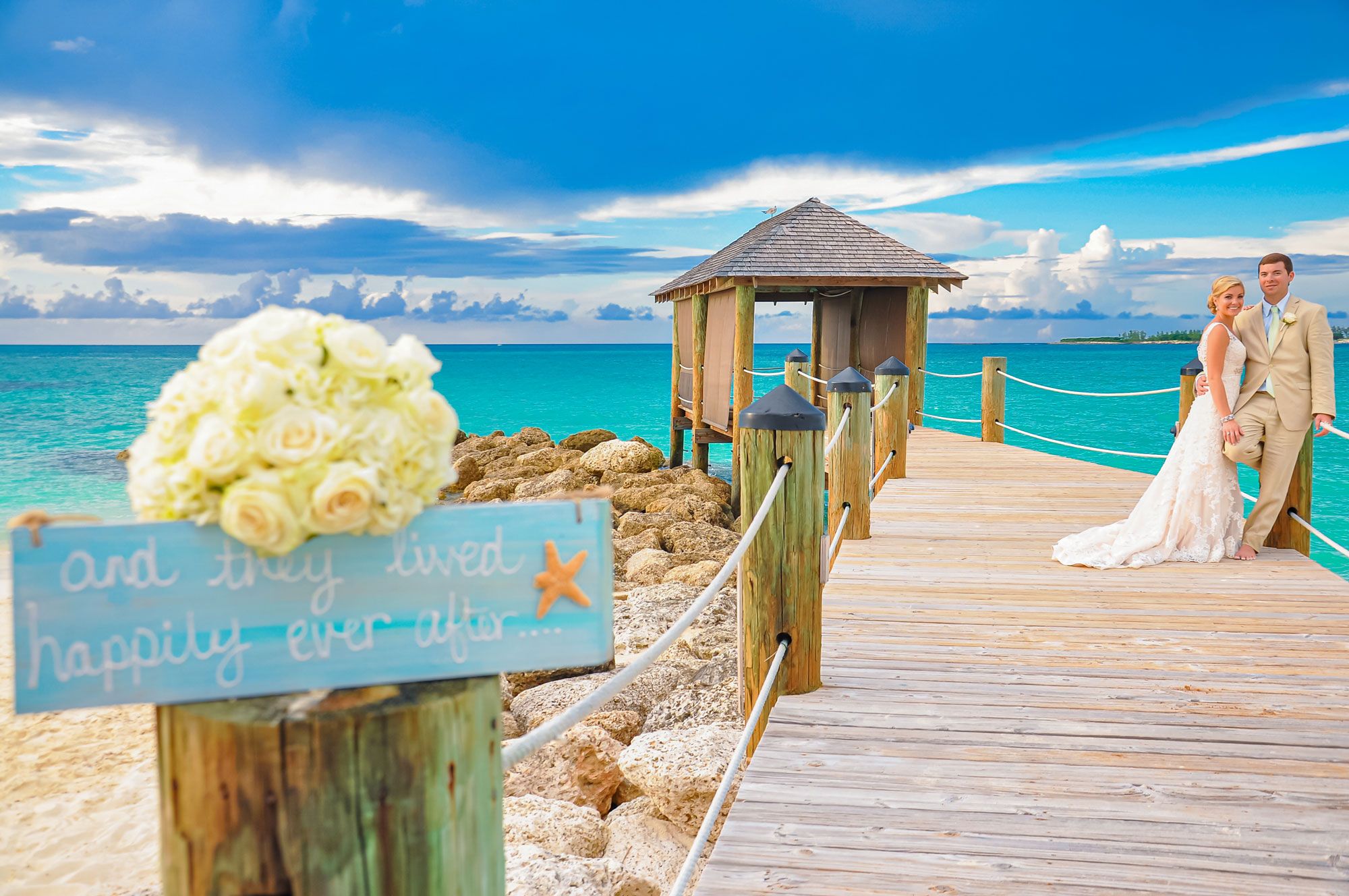 Beach-Wedding-Detail-Happily-Ever-After-Sign-Couple---6-1