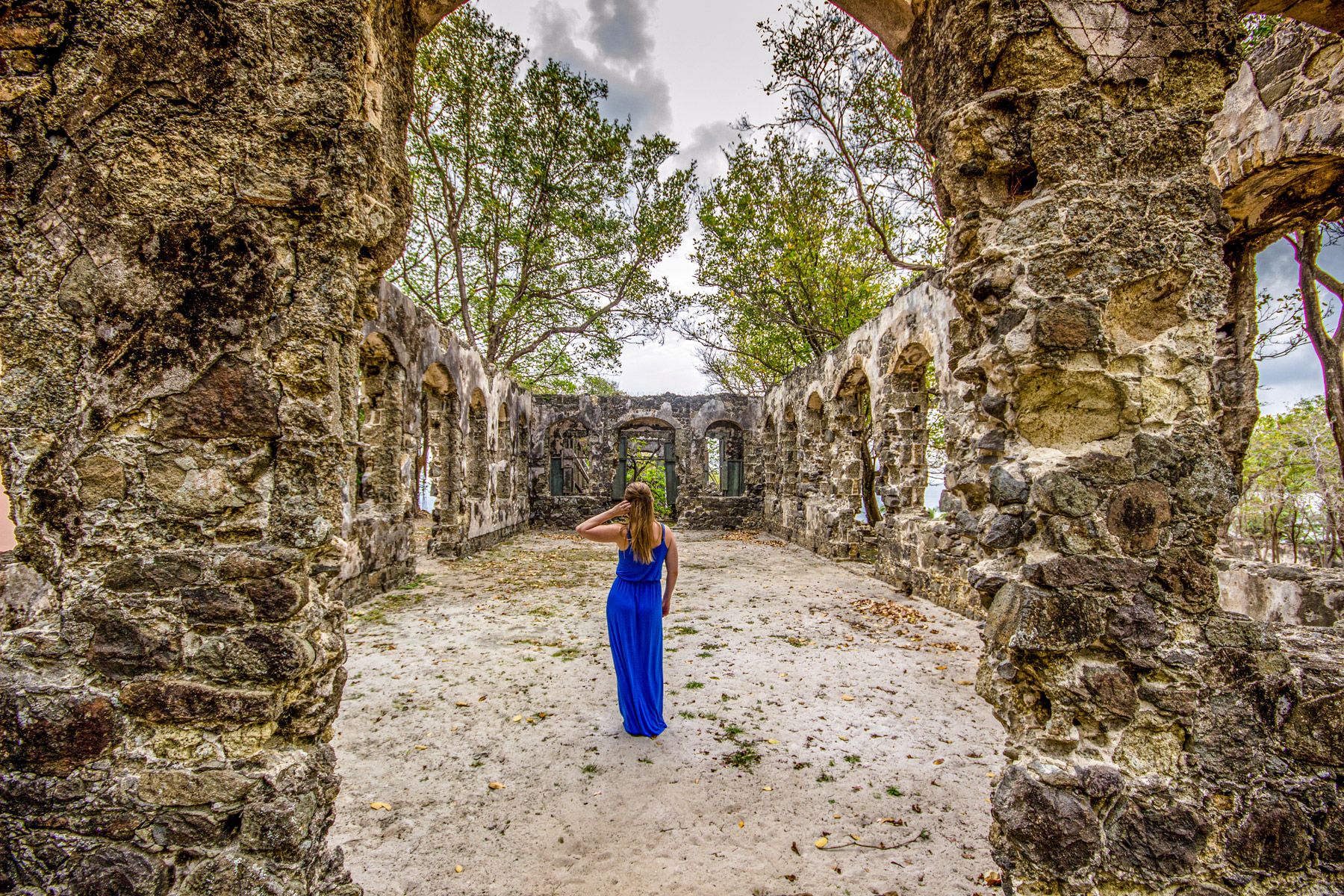 1-Woman-ruins-Pigeon-Island-National-Park-Saint-Lucia-12