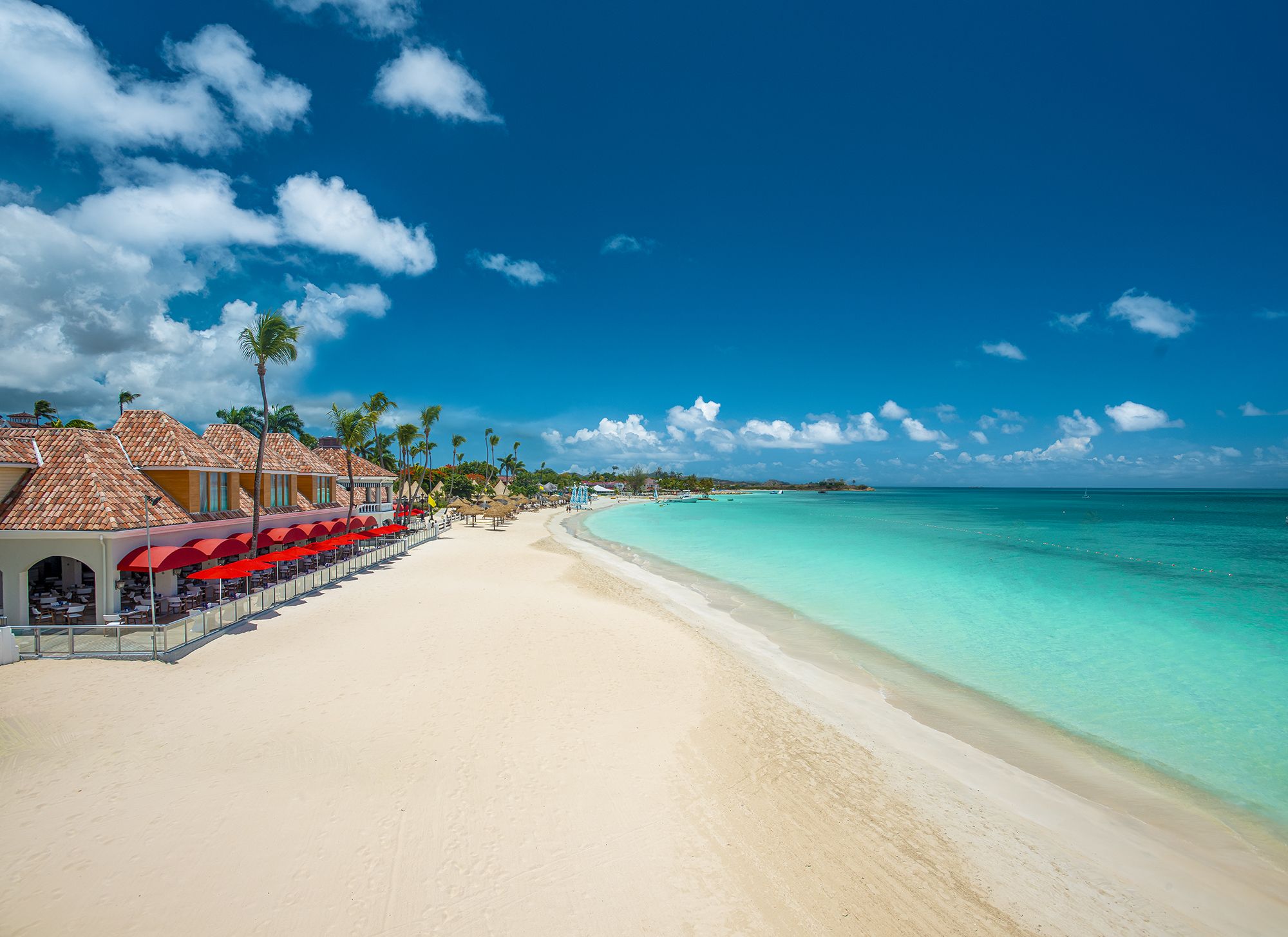 Antigua's Finest Beaches — Here's The Best 11 Out Of 365!