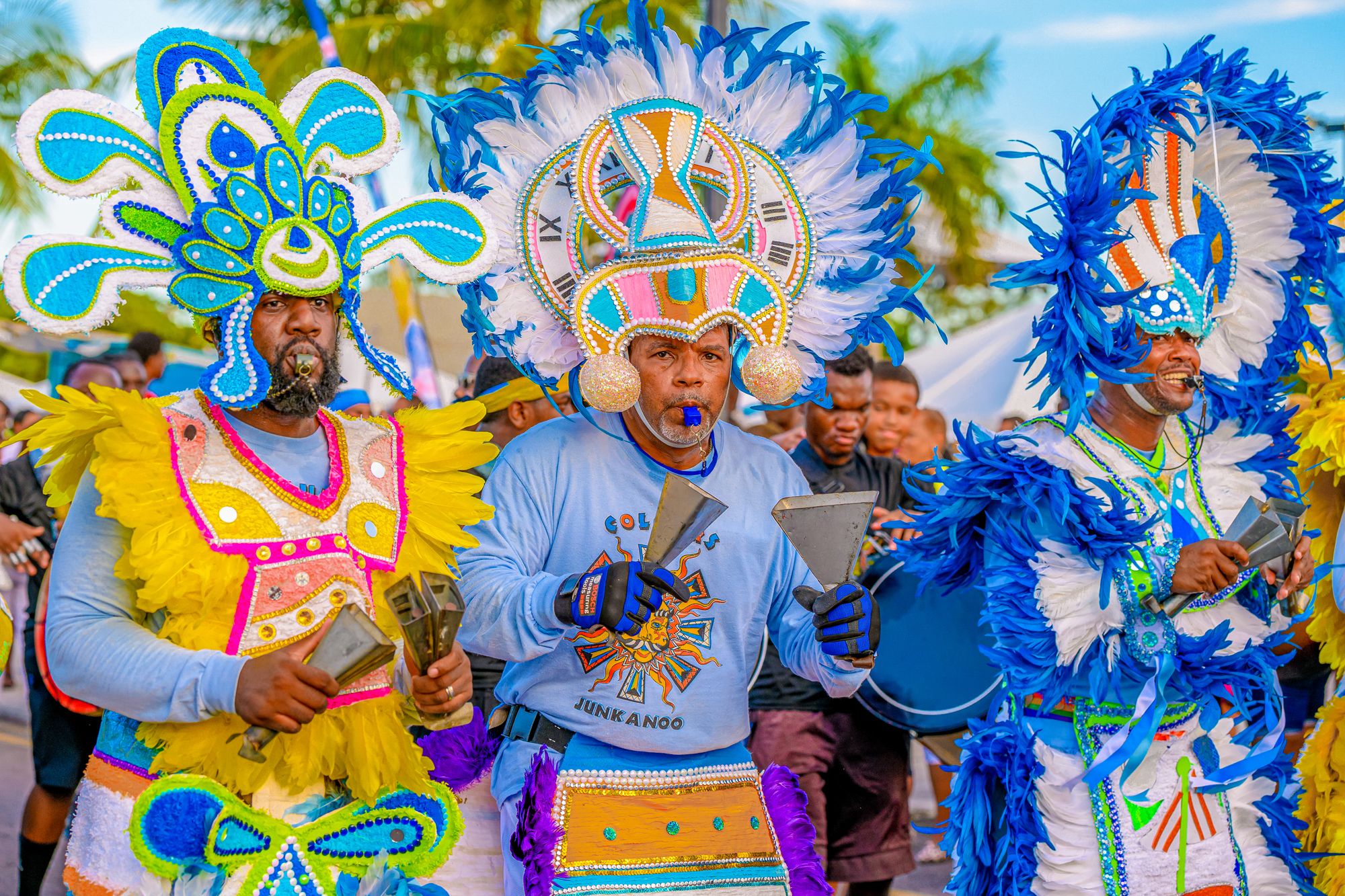 Nassau-Bahamas-2019-Goombay-festival-junkanoo-costume