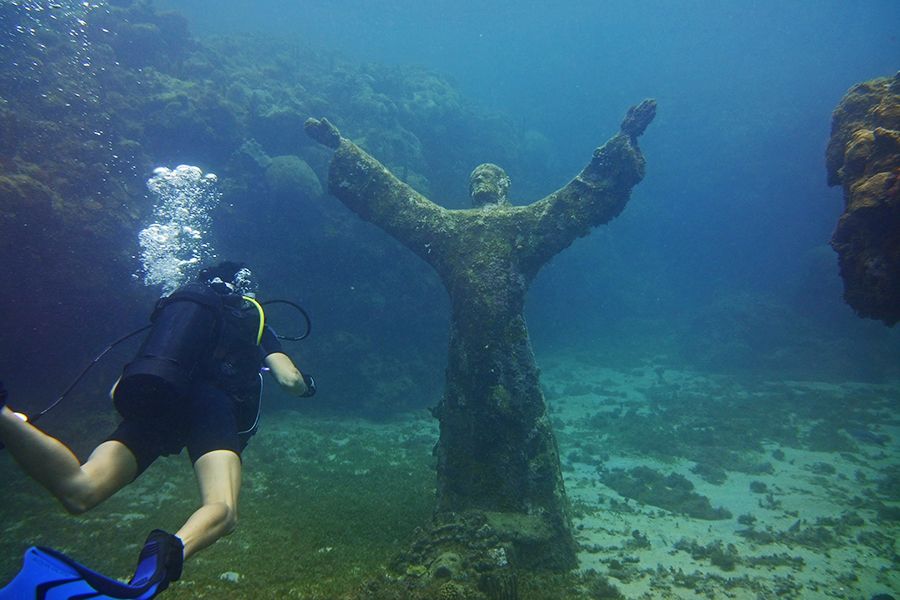 The 28 Best Scuba Diving Sites In The Caribbean