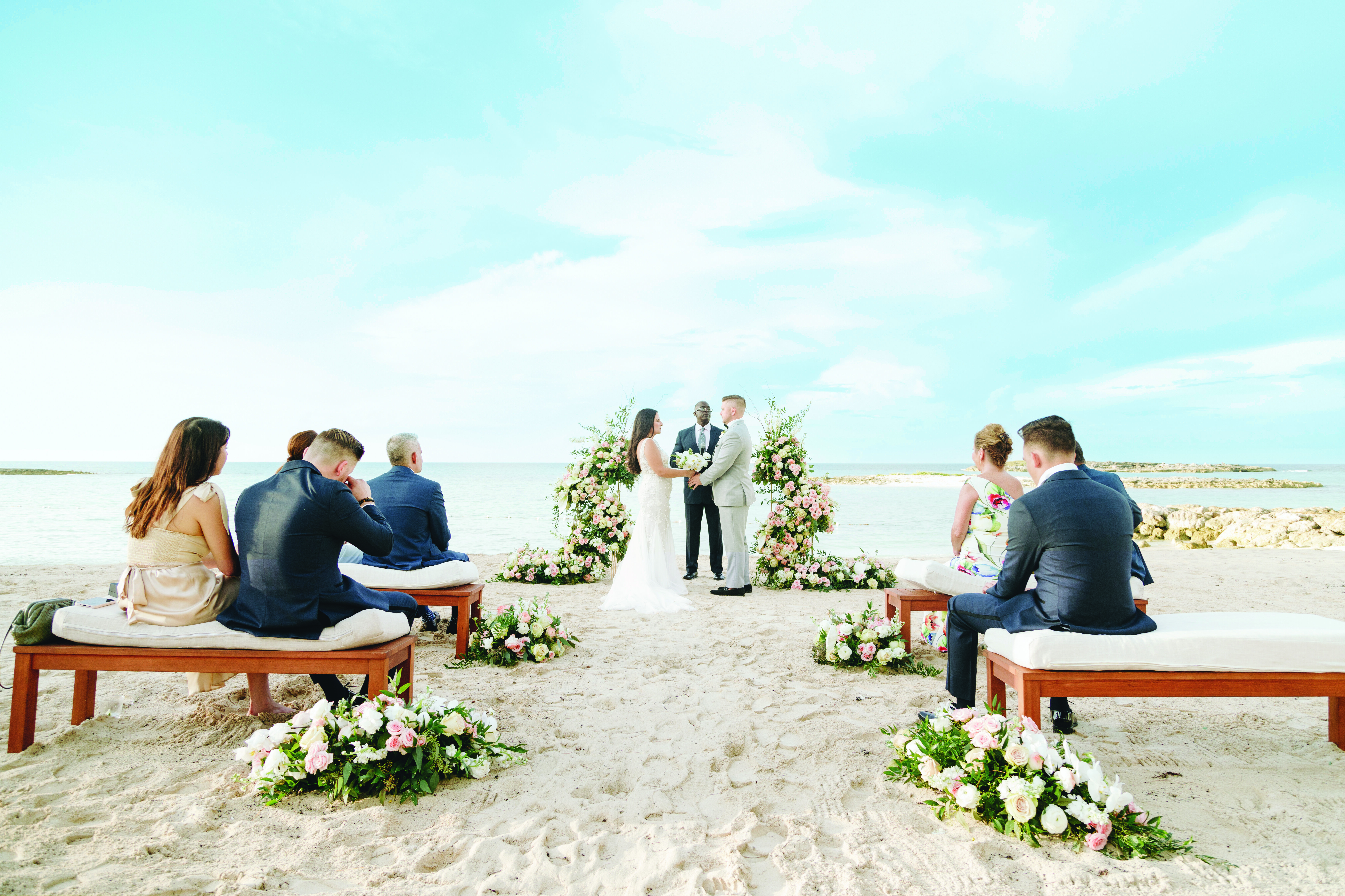 How to Plan a Destination Wedding in 12 Steps