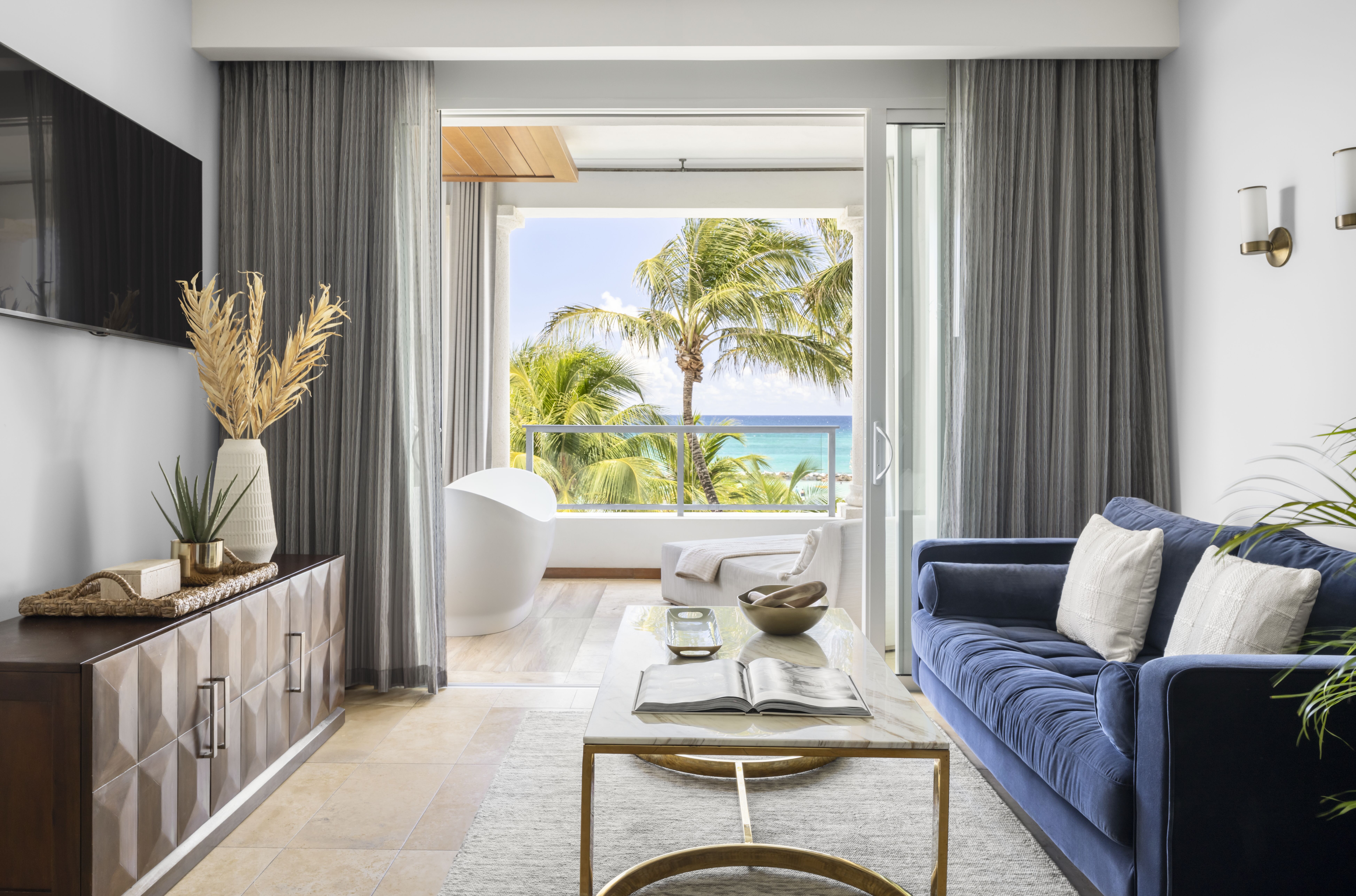 JPG-Version-SBR-Room-BSKY-Sitting--2-